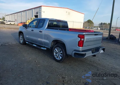 2020 Chevrolet Silverado 1500 2Wd Standard Bed Custom z USA, uszkodzony, nr VIN 1GCRWBEH2LZ214312